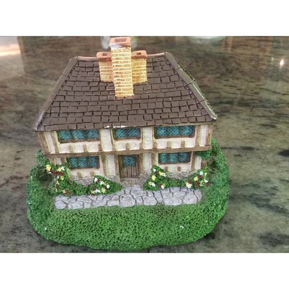 Olde Englands Classic Cottages - Hampshire House - Picture 1 of 1